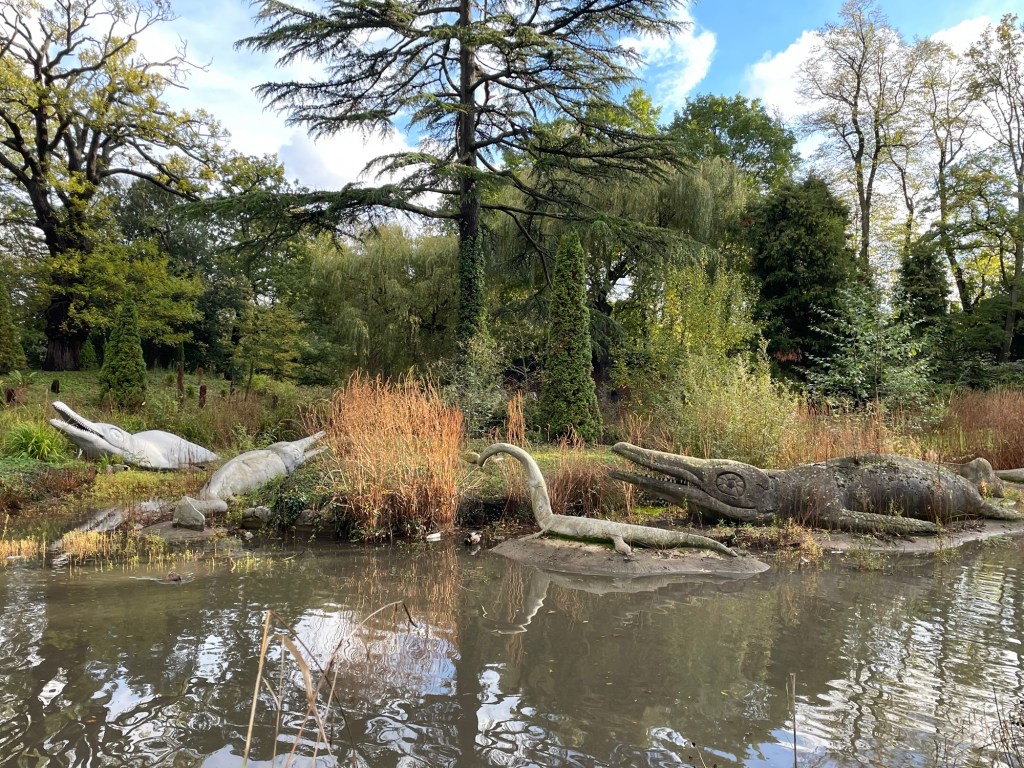 Crystal Palace dinosaurs, London